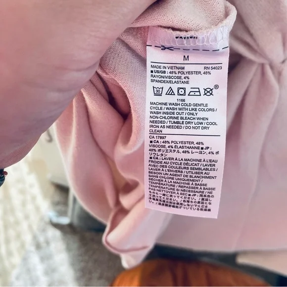 Banana Republic Top - Picture 5 of 5